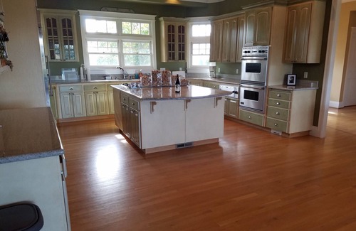 Brush Prairie House | Grand Chateau on 34 acre Vineyard minutes from Portland Oregon