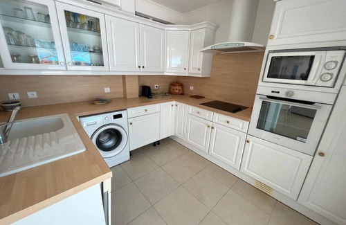 Juan-les-Pins Apartment | Grand Dauphin Appartement Juan les Pins