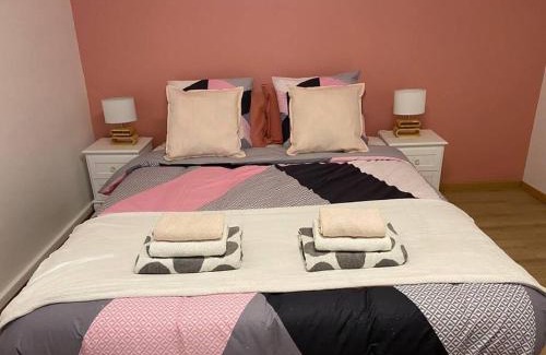 Arpajon Apartment | Grand F4 de 71m2 pour 6 personnes en plein centre ville Arpajon