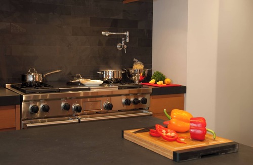 Mont-Tremblant House | Grand Foret Villa | Luxurious Chalet with Hot Tub and Outdoor Firepit/Tremblant Living