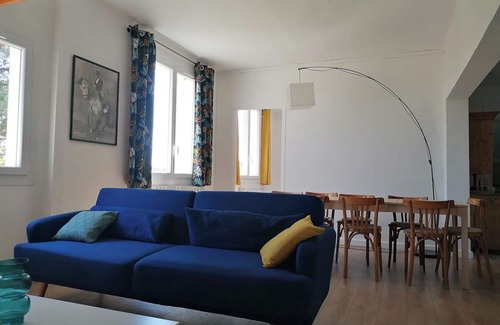 Vagnas Apartment | Grand gîte lumineux dans un joli parc arboré !