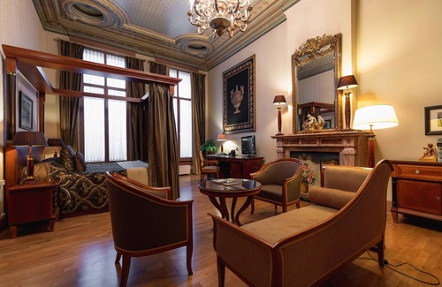 Bergen op Zoom Hotel | Grand Hotel en Résidence De Draak