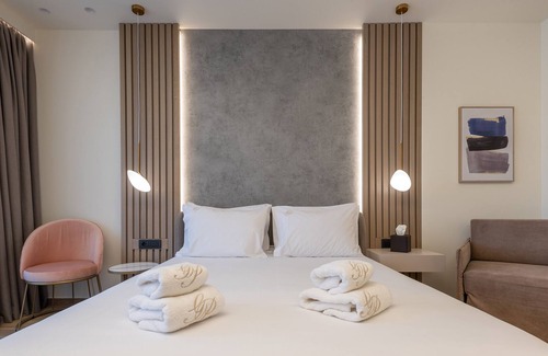 Myrina Hotel | Grand Patelli