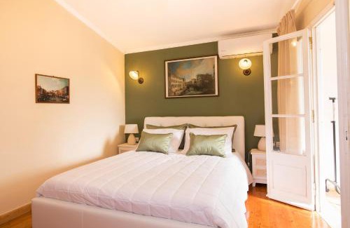 Corfu House | Grand Skylight