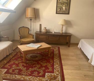 Baugy Apartment | Grand studio lumineux à 10 min de Compiègne