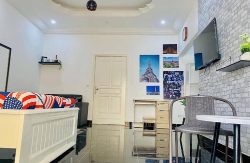 Pointe-Noire Apartment | Grand Studio Paris