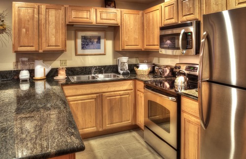 Four O'Clock Apartment | Grand Timber Lodge