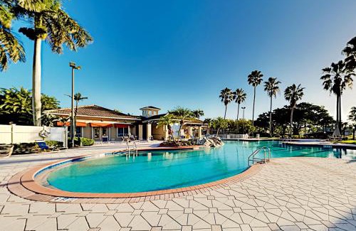 Cypress Lake Apartment | Grand View #103