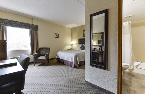 Branson Theater District Hotel | Grand View Inn and Suites