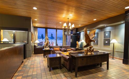 Grande Cache Hotel | Grande Cache Hotel