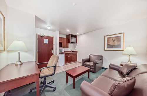 Grande Cache Hotel | Grande Cache Inn and Suites