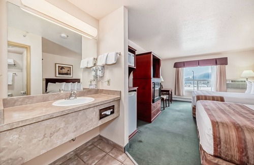 Grande Cache Hotel | Grande Cache Inn and Suites