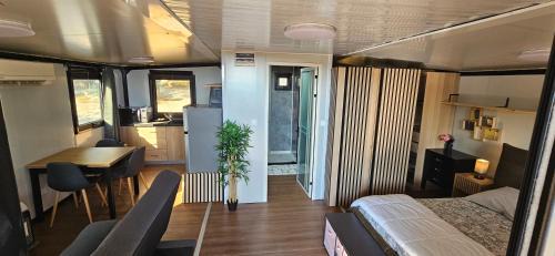 Bonifacio House | Grande Chambre tout confort 5