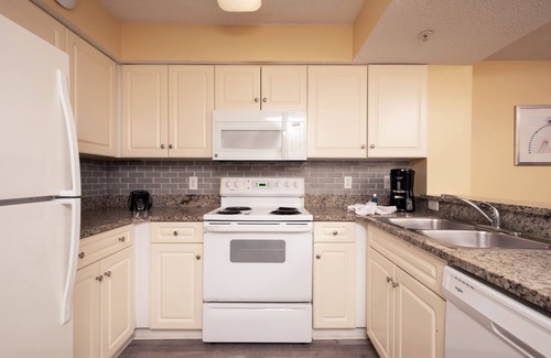 Myrtle Beach Hotel | Grande Shores Ocean Resorts Condominiums