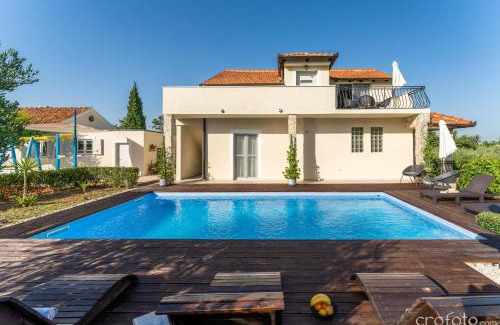 Bila Vlaka Villa | Grandfather's House
