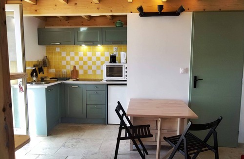 Sanilhac House | Grangette en Pleine la Nature Pour 2 Adultes /2 Enfants Avec Piscine et Jacuzzi