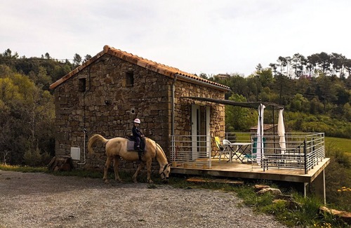 Sanilhac House | Grangette en Pleine la Nature Pour 2 Adultes /2 Enfants Avec Piscine et Jacuzzi