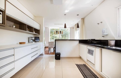 Carapicuiba Cottage | GRANJA VIANA - Beautiful country house to gather friends 20 km from São Paulo.