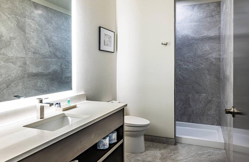 Downtown Dunedin Hotel | Grant Street Inn, an Ascend Collection Hotel