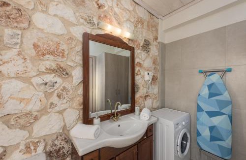 Karavados Villa | Grapevine Cottage