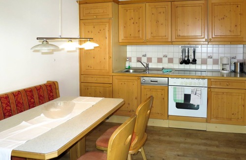 Finkenberg Apartment | Gratzerhof by Interhome