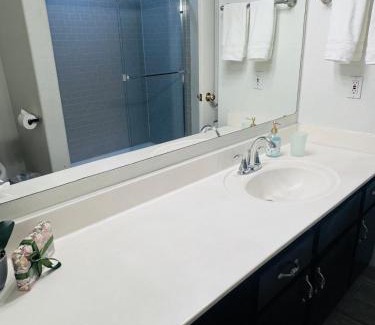 Deer Valley Apartment | Great Amenities, Pool, Sauna Gym