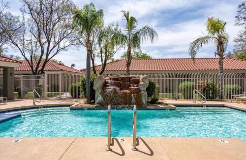 Deer Valley Apartment | Great Amenities, Pool, Sauna Gym