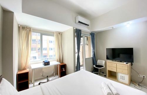 Duren Sawit Apartment | Great Choice Studio Apartment Gateway Park LRT City Jatibening By Travelio