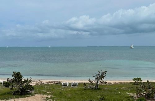 Marsh Harbour Hotel | Great Cistern Beach Village