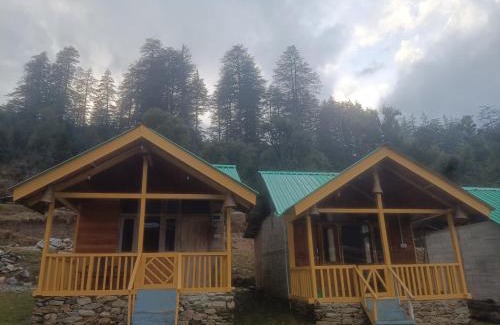 Shangarh Bed & Breakfast | great himalayan hikes homestay shanghar
