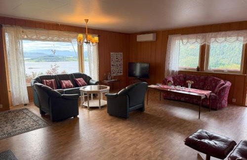 Halsa Municipality House | Great House with a panoramic view