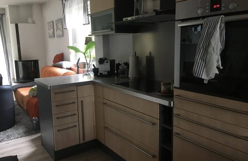 Zepernick House | Great house with cozy fireplace and garden in the north of Berlin