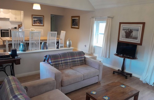 The Whitford House Hotel Apartment | Great location for visiting Connemara