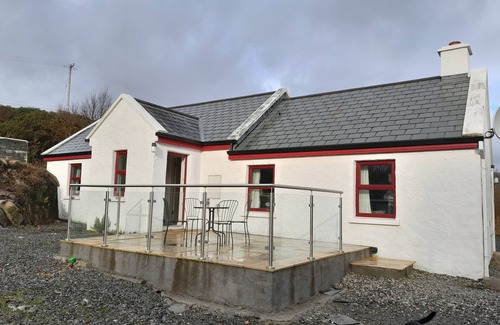 The Whitford House Hotel Apartment | Great location for visiting Connemara