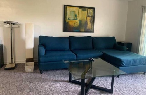 Ocean Beach Apartment | Great Location in Ocean Beach