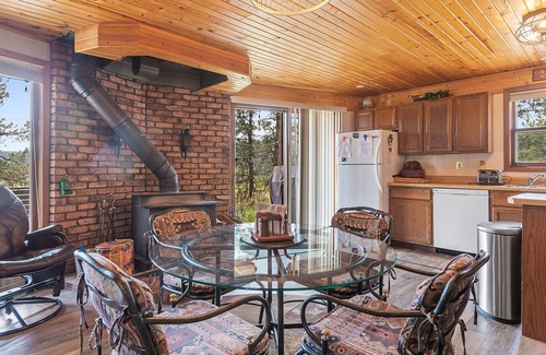 Deadwood Cabin | Great Location off Hwy 385, Secluded, Close to Pactola Reservoir, WIFI