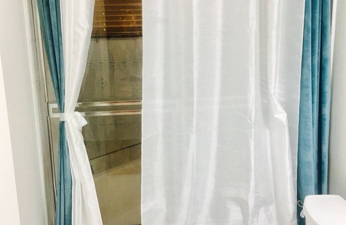 Davie House | Great room near NSU in a safe & quiet community