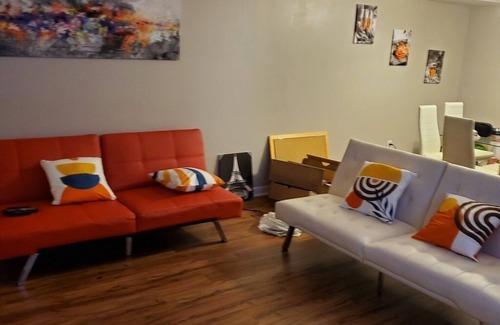 North Raleigh House | Great Space, Center of North Raleigh