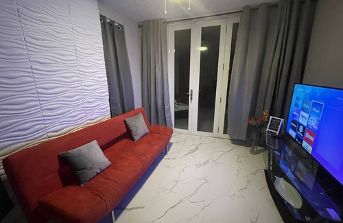 Bairoa House | Great view rental unit Close to everything we love