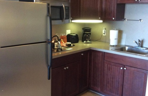 Ocean Drive Apartment | Great Waterfront View of Newport's Scenic Narragansett Bay