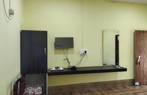 Samaguri Hotel | Green Ashiyana Palace