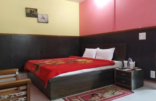 Samaguri Hotel | Green Ashiyana Palace