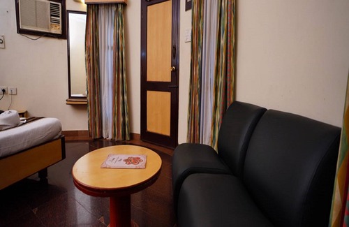 Muttukadu Hotel | Green Coconut Resort