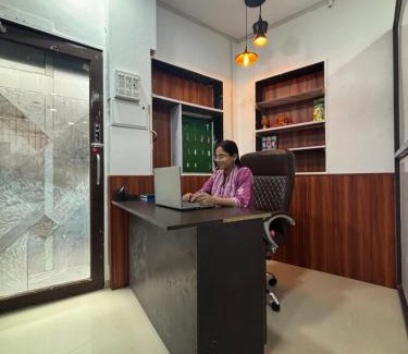 IIT Area House | green house dormitory