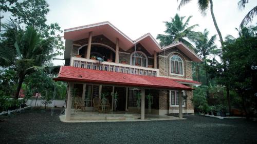 Kuravilangad House | Green Nestle Heritage Homestay