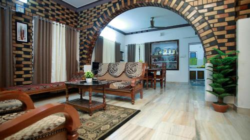 Kuravilangad House | Green Nestle Heritage Homestay