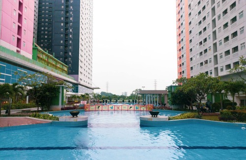 Rawasari Apartment | Green Pramuka Apartemen by Family Group