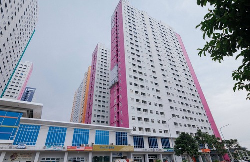 Rawasari Apartment | Green Pramuka Apartemen by Family Group