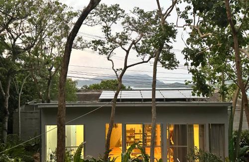 Ishigaki Apartment | Green Rabbit Studio