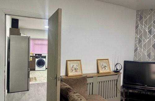Cradley House | Green Road Haven - Cozy Retreat in Dudley